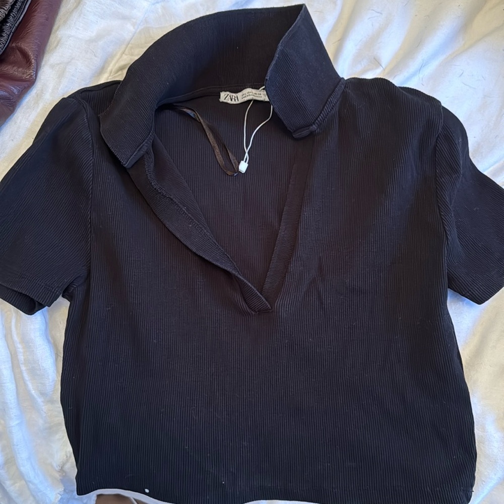 Zara cropped black top with collar